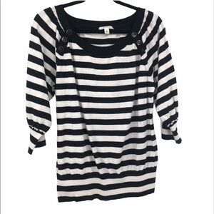 Banana‎ republic white/Black knit stripe sweater